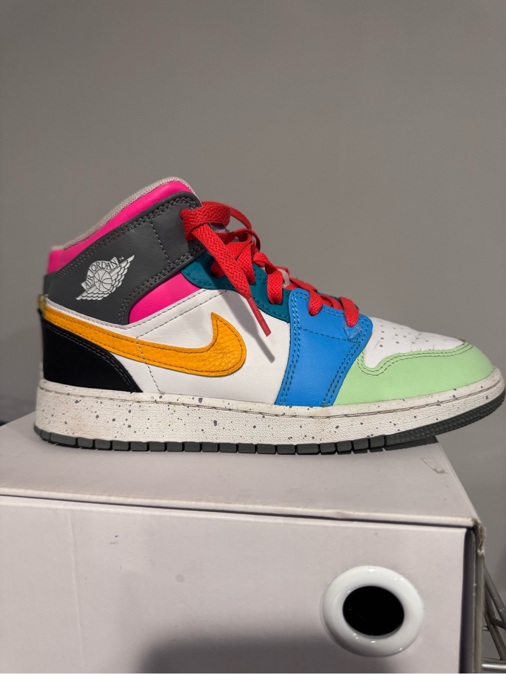 Nike Kids Multicolor Air Jordan 1 mid Sz 5.5y
